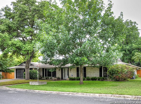 2nd image of 517 Candleglo Dr