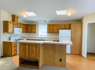 106 Grey Fox Ct, Grand Blanc, MI 48439