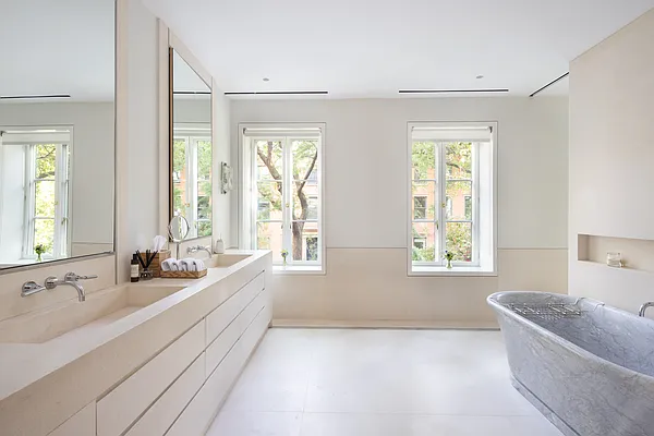 Sold by Compass | media 12