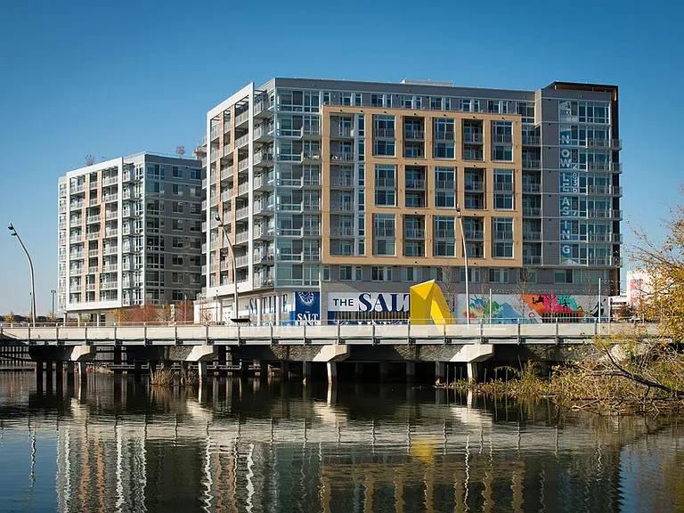 Dock 79 — Photo 16