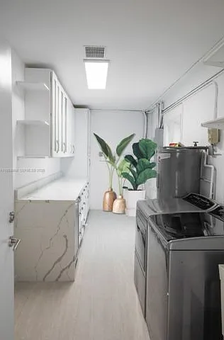 145 S Prospect Dr — Photo 9