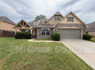 10545 N 121st East Ave, Owasso, OK 74055