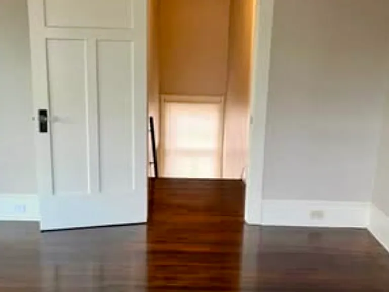 210 Jefferson Ave — Photo 9