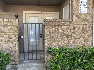 9809 Walnut St #111, Dallas, TX 75243