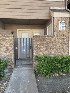 9809 Walnut St #111, Dallas, TX, 75243