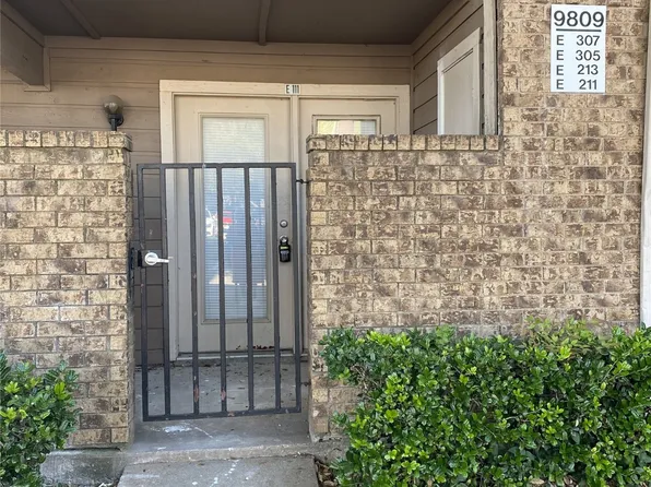 9809 Walnut St #111, Dallas, TX 75243