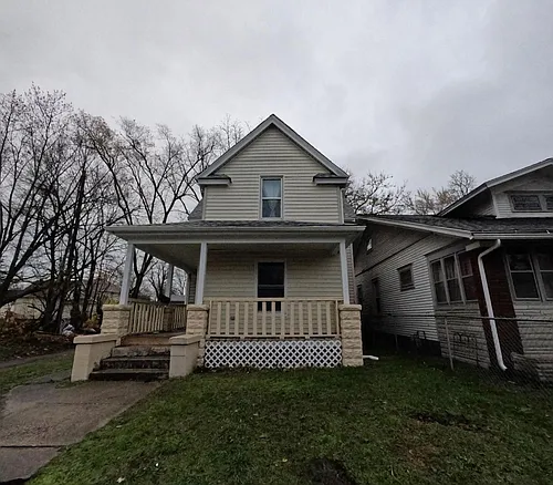 514 Studebaker St #1 Photo 1