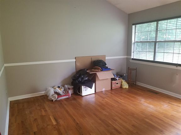 5th image of 1577 Williamsburg Cir SE