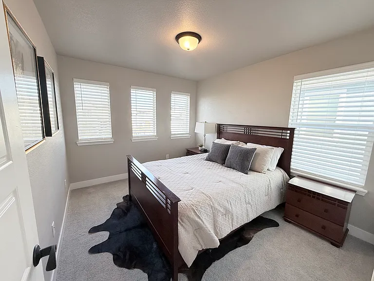 6367 N Emporia Ct — Photo 14