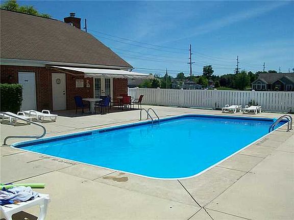 3rd image of 116 Summerfield Blvd