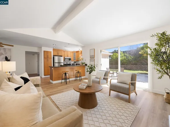 2274 Mount Whitney Dr, Pittsburg, CA 94565
