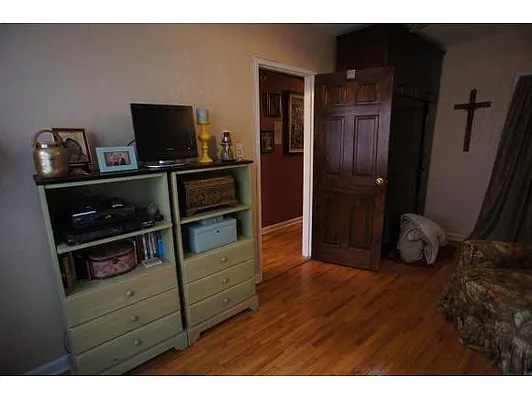 Sold by Ben Bay Realty Co. of Bay Ridge | media 9