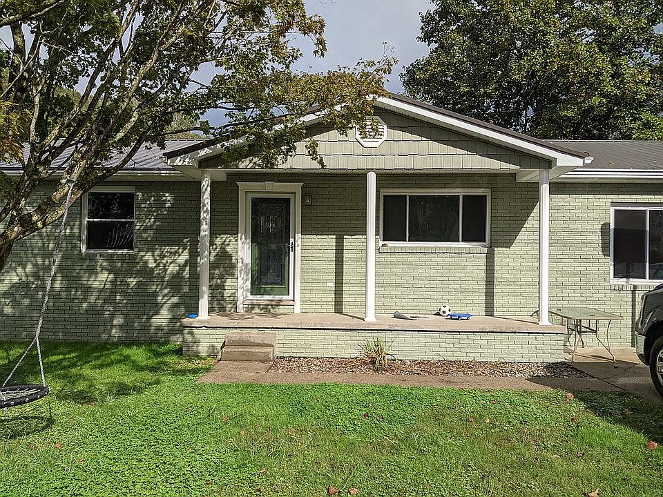 1st image of 8 Hancock Ct
