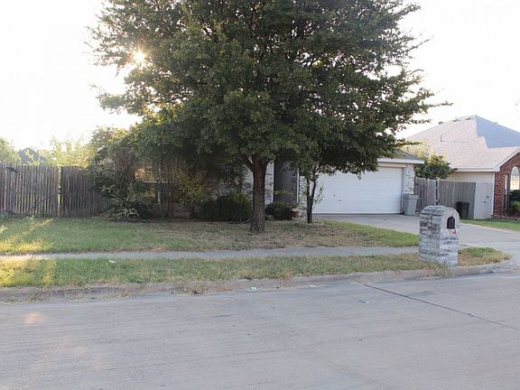 4th image of 3412 Tommy Hays Dr