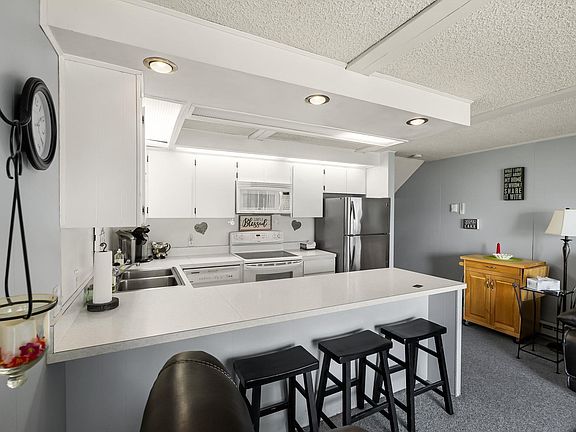 5th image of 301 Iberian Way APT 105