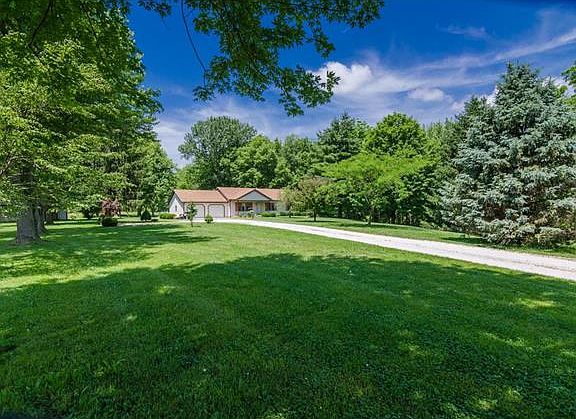 2nd image of 4963 Indian Hills Dr