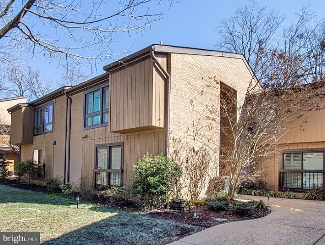 1st image of 3139 Readsborough Ct