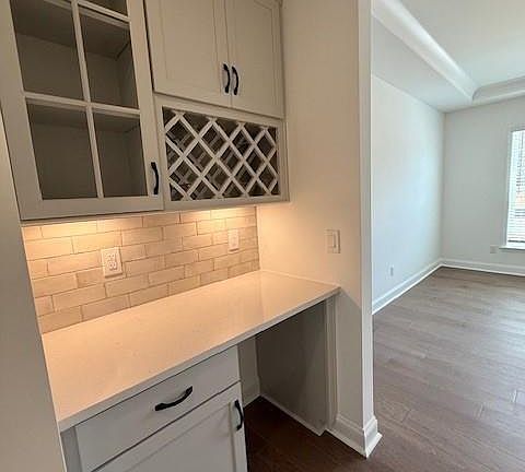 7th image of this home
