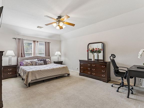 5th image of 159 Invierno St