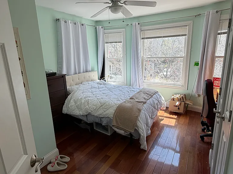 132 Elton St #3 — Photo 10