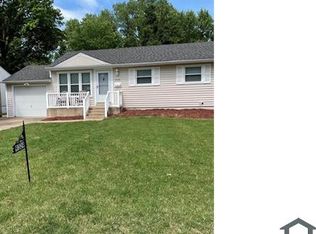 9324 Nelan Dr, Saint Louis, MO 63137