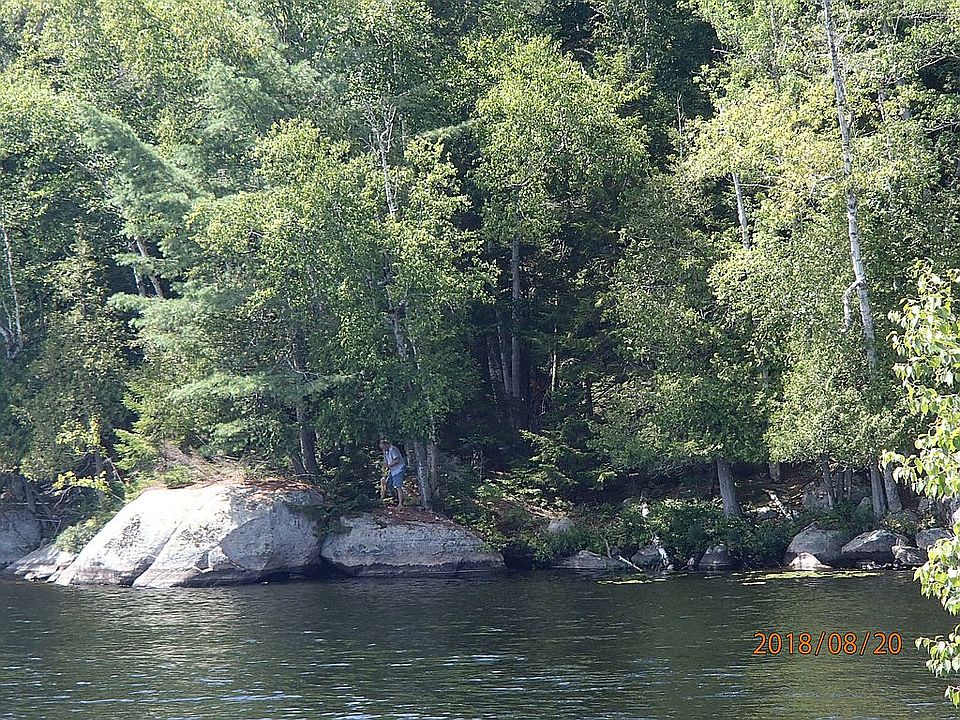 2nd image of 1 Woods Pt