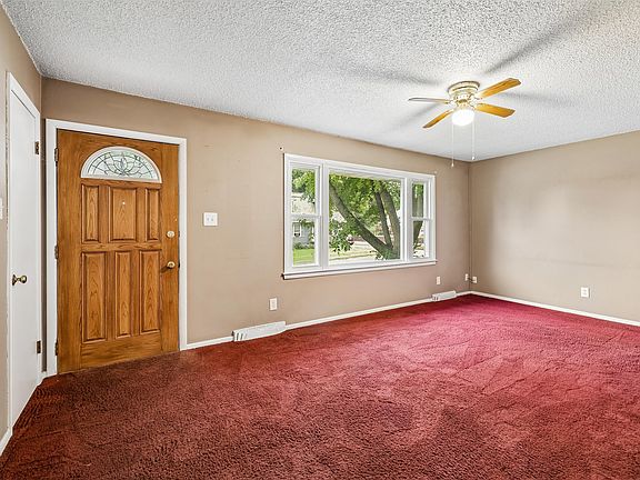 3rd image of 3020 E Madison Ave