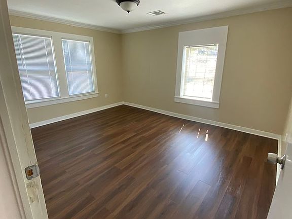 2nd image of 4246 Grant Ave