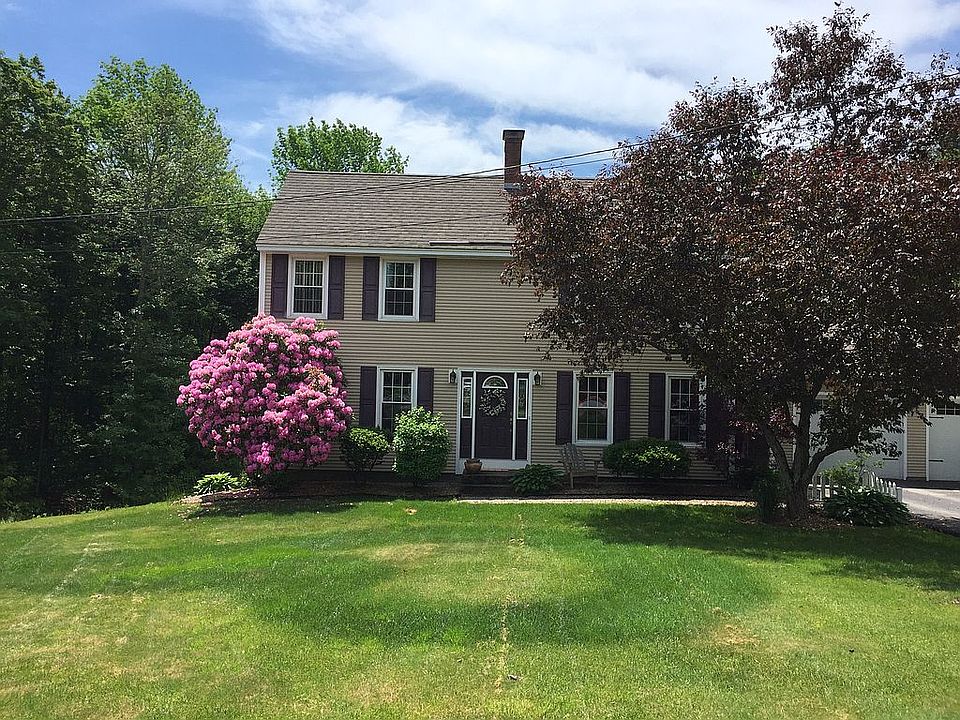 1st image of 22 Cindy Ave