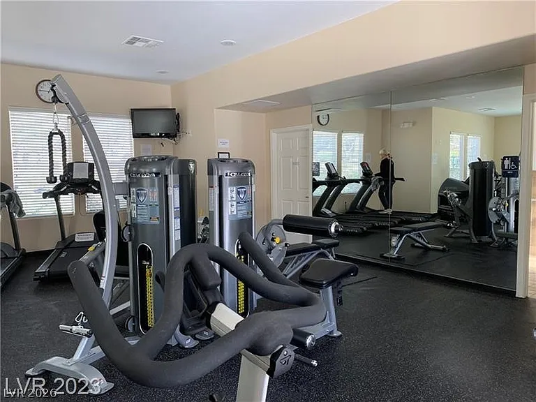 825 Canterra St #2060 — Photo 24