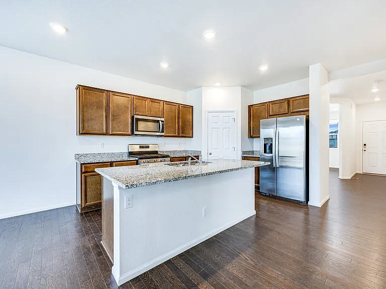 535 Silver Rock Trl — Photo 7