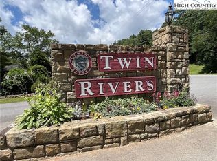 334 Twin Rivers Dr, Boone, NC 28607