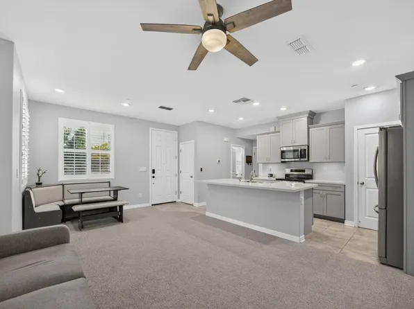 5301 E Commerce Way Unit 68101, Sacramento, CA 95835