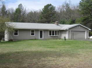 362 Turners Falls Rd, Montague, MA 01351