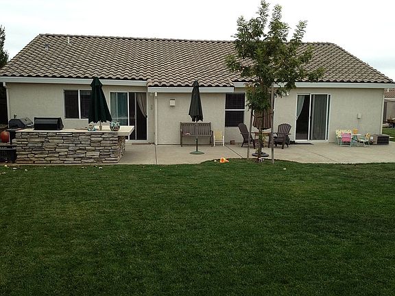 4th image of 4416 McRoberts Dr