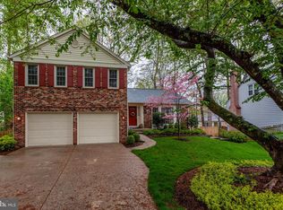 7786 Ballston Dr, Springfield, VA 22153