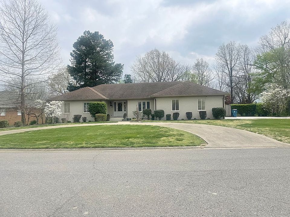 1st image of 6490 Muirfield Dr