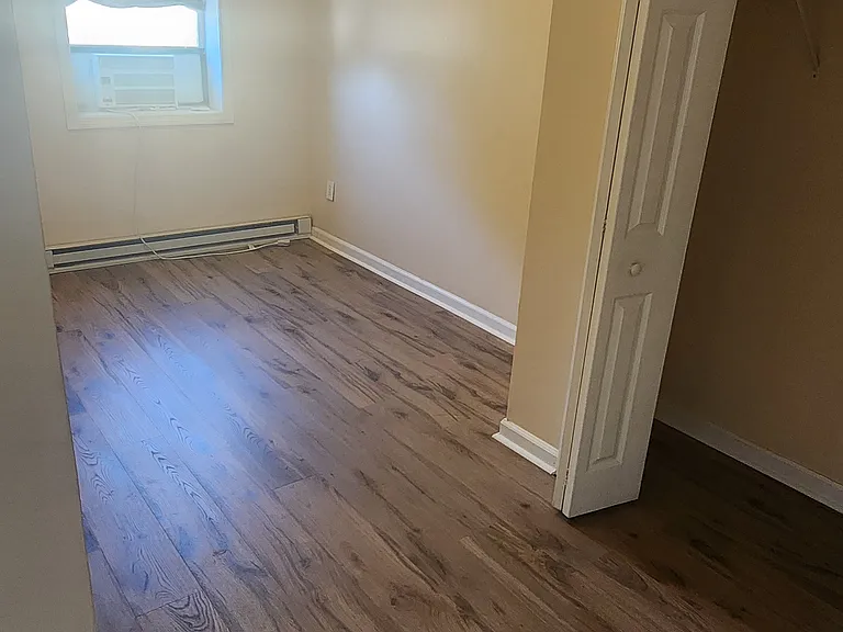 231 N Main St #5 — Photo 8