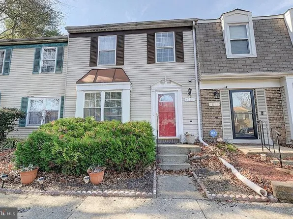 5815 Folgate Ct, Capitol Heights, MD 20743