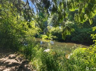 14121 Beaver Dr SE, Rainier, WA 98576