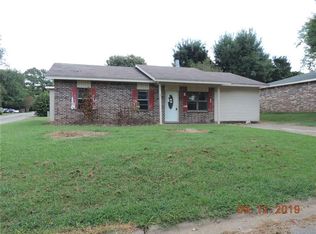 201 S 30th St, Ozark, AR 72949