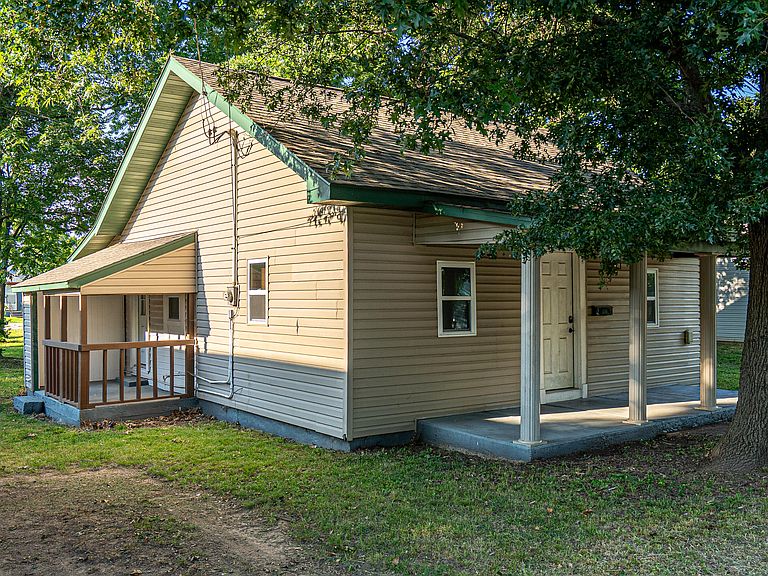 Listing photo 4