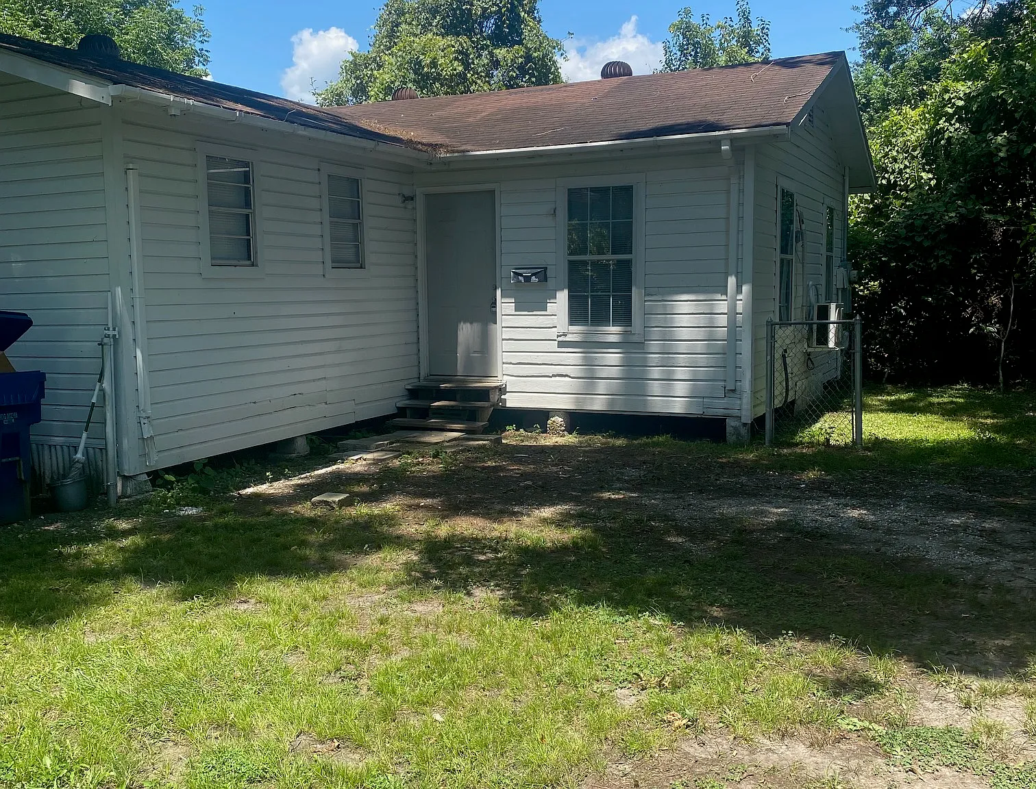 2 bed, 800 sqft, $900 — Photo 2