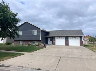 1610 7th Ave S, Brookings, SD 57006