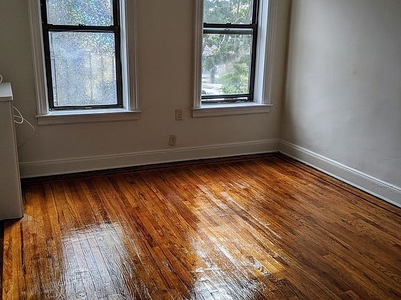 4th image of 28-05 23rd St #2C