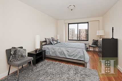 3rd image of 372 Central Park W APT 9N