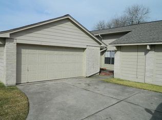 13610 Wimbledon Oaks Dr, Houston, TX 77065
