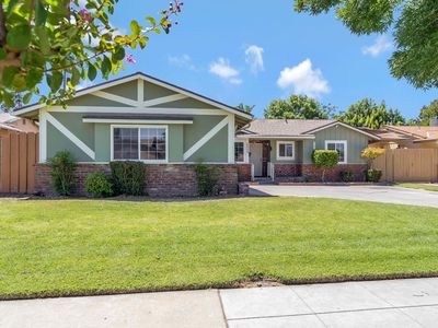 3334 E Hampton Way, Fresno, CA, 93726
