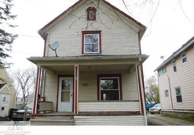 1st image of 806 W Lapeer St