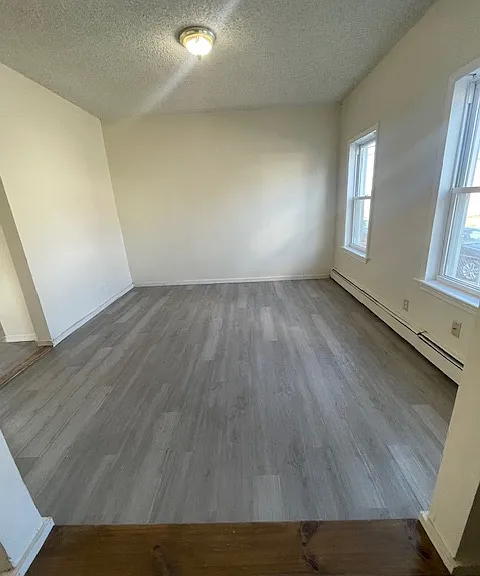 23 Ellis Ave — Photo 2